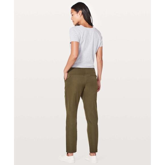 Lululemon City Trek Trouser - Picture 2 of 8